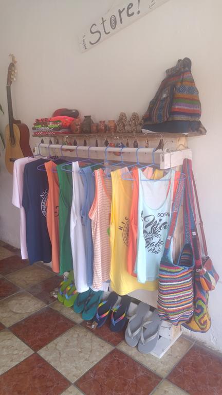 Casa Nica Leon Hostel ภายนอก รูปภาพ